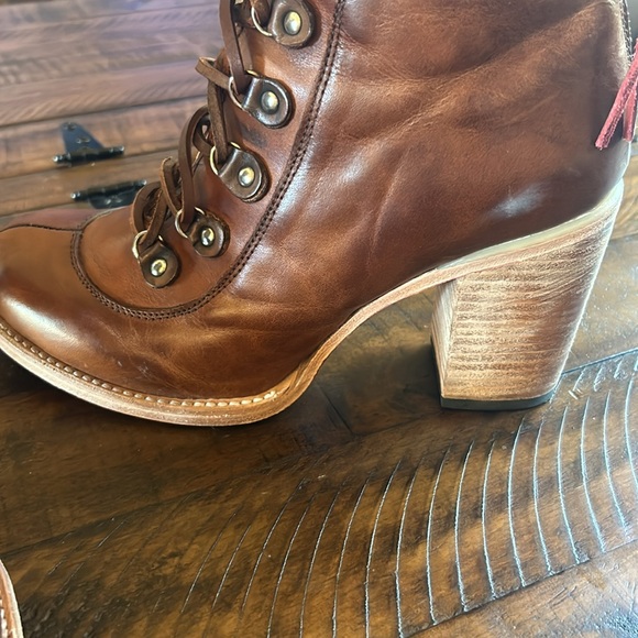 Freebird Borrow Cognac Brown Leather Booties | Size 11 - Picture 10 of 10